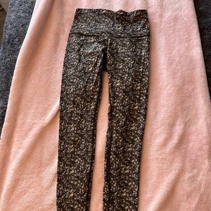 LULULEMON LEGGINGS
